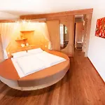 & Dresch Hotel