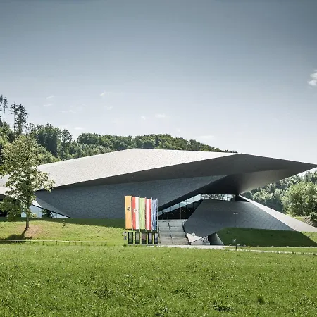 فندق & Dresch Erl